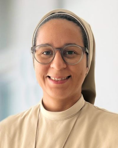 Hna_Sayra (1) Hna_Sayra (1)